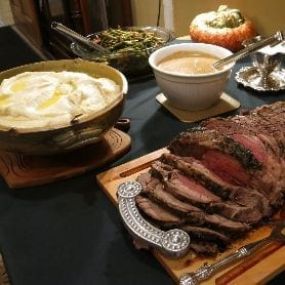 meals at the hunting lodge in the texas panhandle with all american outfitter