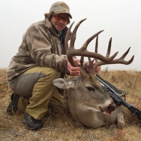 Texas whitetail deer hunts and mule deer hunts in the Panhandle