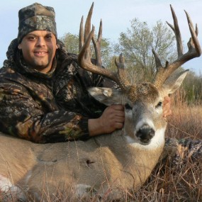 Texas whitetail deer hunts and mule deer hunts at All American Outfitter